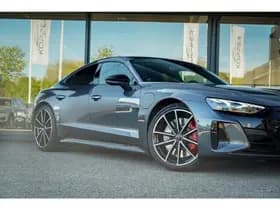 Audi e-tron GT thumbnail 30