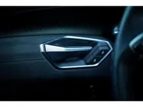 Audi e-tron GT thumbnail 50