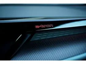 Audi e-tron GT thumbnail 51