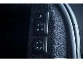 Land Rover Range Rover thumbnail 30