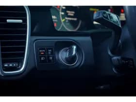 Porsche Cayenne thumbnail 24