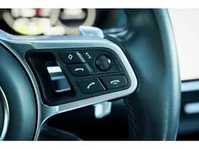 Porsche Cayenne thumbnail 40