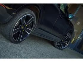 Porsche Cayenne thumbnail 50