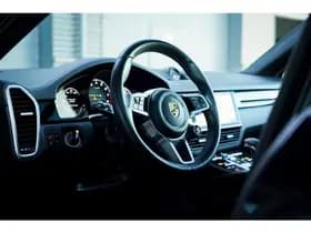 Porsche Cayenne thumbnail 6