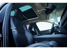 Volvo XC60 thumbnail 18