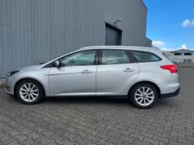 Ford Focus thumbnail 8