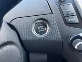 Toyota Yaris thumbnail 13