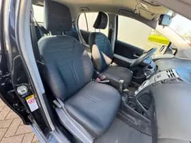 Toyota Yaris thumbnail 21