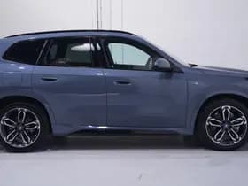 BMW iX1 thumbnail 109