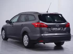 Ford Focus thumbnail 4
