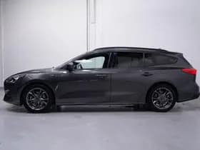Ford Focus thumbnail 6