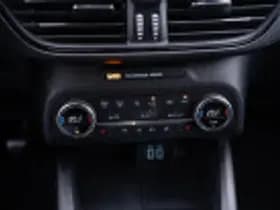 Ford Focus thumbnail 99