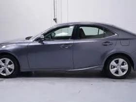Lexus IS thumbnail 140