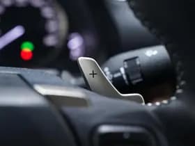 Lexus IS thumbnail 21
