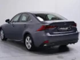 Lexus IS thumbnail 53