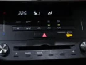 Lexus IS thumbnail 76