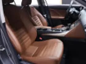 Lexus IS thumbnail 88