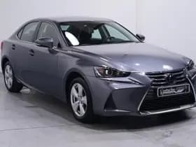 Lexus IS thumbnail 94