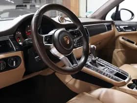 Porsche Macan thumbnail 36