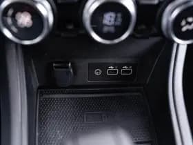 Renault Captur thumbnail 160