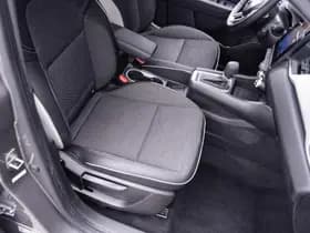 Renault Captur thumbnail 33