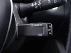 Renault Captur thumbnail 85