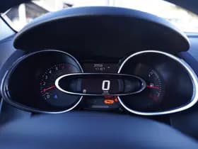 Renault Clio thumbnail 22