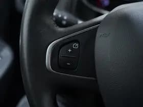 Renault Clio thumbnail 107