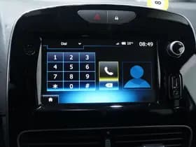 Renault Clio thumbnail 32