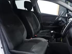 Renault Clio thumbnail 41