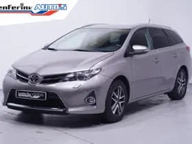Toyota Auris thumbnail 128