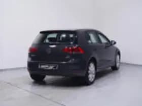 Volkswagen Golf thumbnail 42