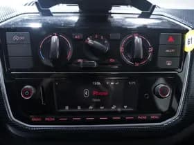 Volkswagen Up thumbnail 23