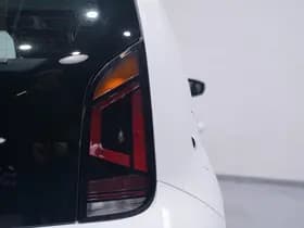 Volkswagen Up thumbnail 75