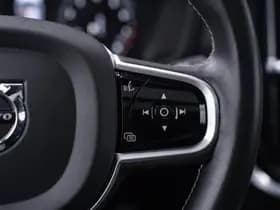 Volvo S60 thumbnail 25