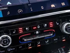 Jeep Grand Cherokee thumbnail 24