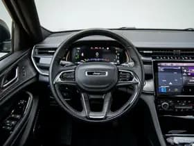 Jeep Grand Cherokee thumbnail 9