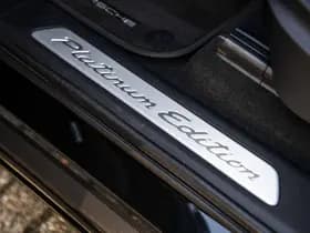 Porsche Cayenne thumbnail 23