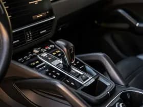Porsche Cayenne thumbnail 37