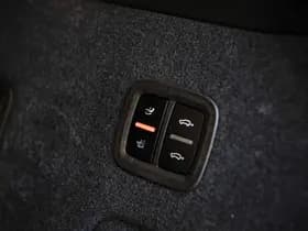 Porsche Cayenne thumbnail 45