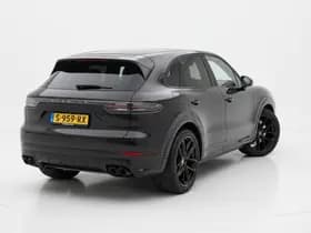 Porsche Cayenne thumbnail 57