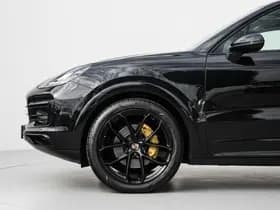 Porsche Cayenne thumbnail 10