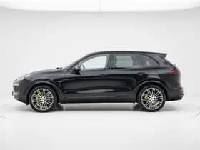 Porsche Cayenne thumbnail 10
