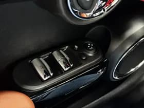 MINI Cabrio thumbnail 43