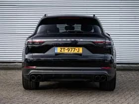 Porsche Cayenne thumbnail 13