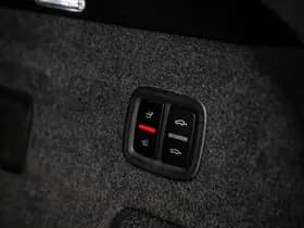 Porsche Cayenne thumbnail 26