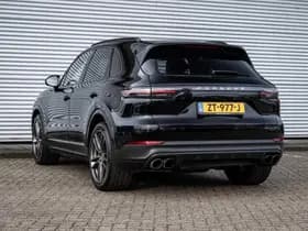 Porsche Cayenne thumbnail 29
