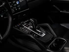Porsche Cayenne thumbnail 32