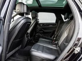 Porsche Cayenne thumbnail 36