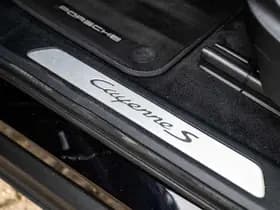 Porsche Cayenne thumbnail 37